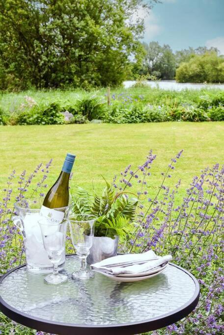 The Hideaway @ Flagham Cottage. Malmesbury Luaran gambar