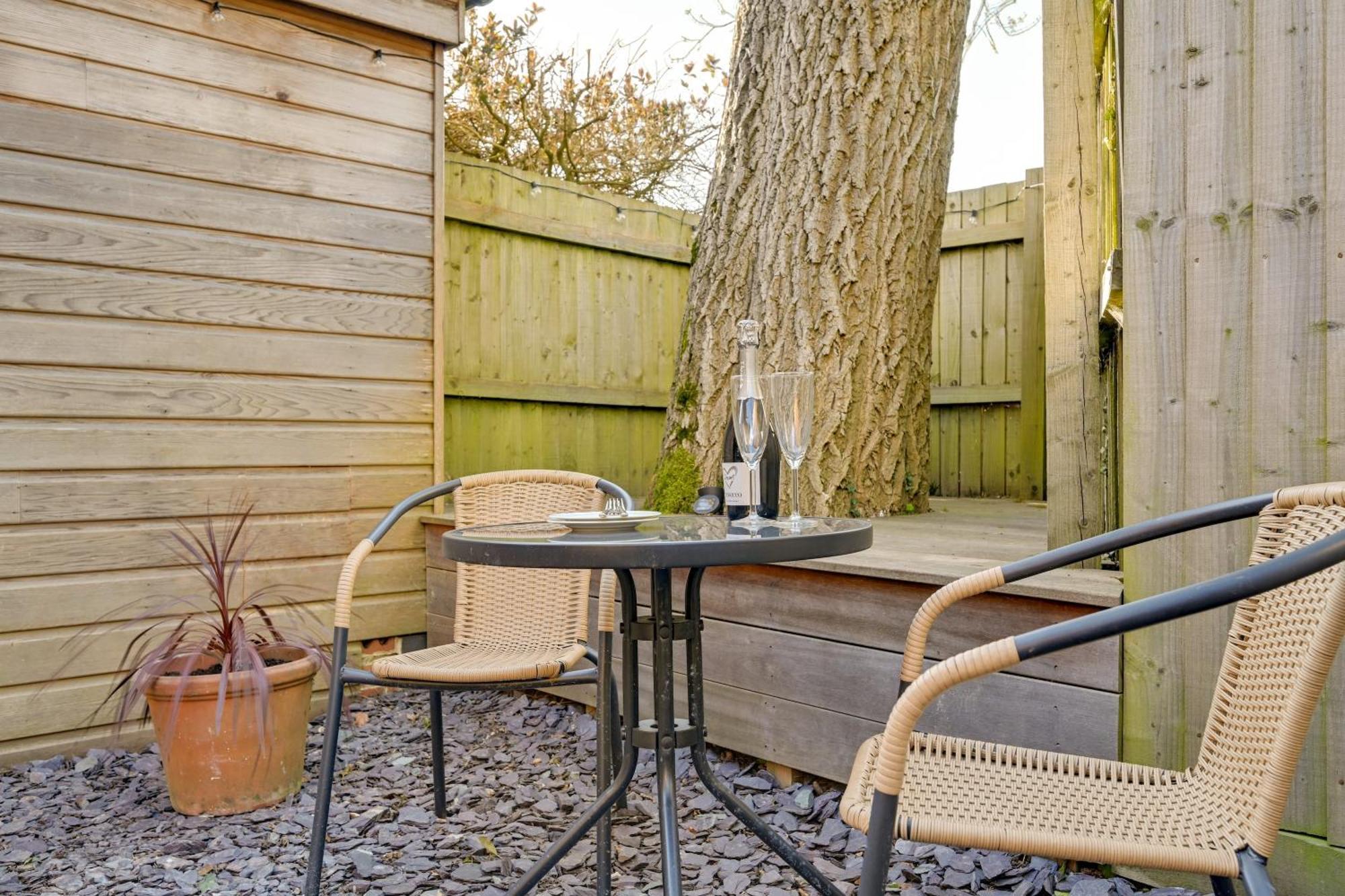 The Hideaway @ Flagham Cottage. Malmesbury Luaran gambar